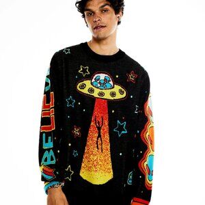 Wah Wah Australia x Tony Albert - Alien Sweater - NWT - Size Small